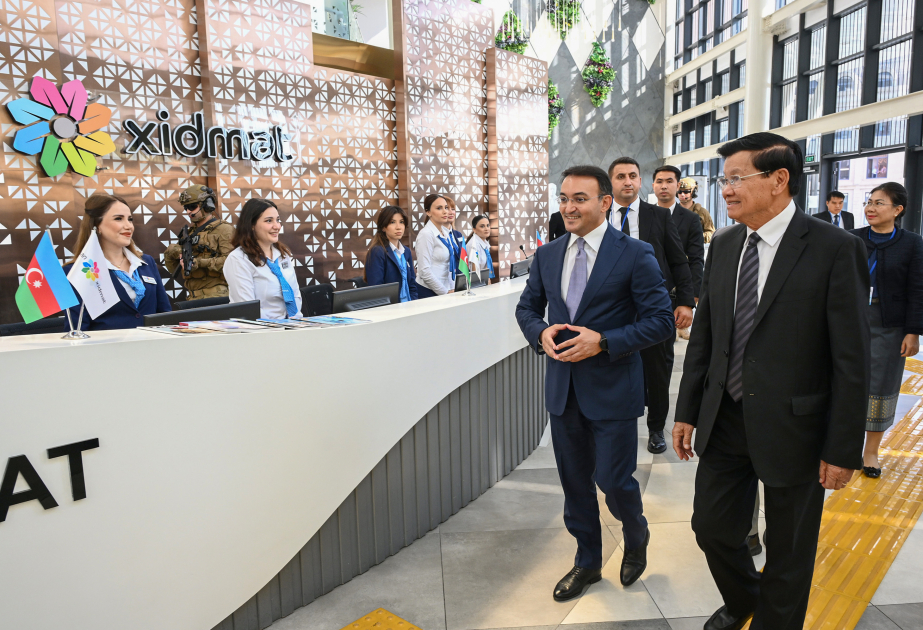 Laos Prezidenti “ASAN xidmət” mərkəzinin fəaliyyəti ilə tanış olub