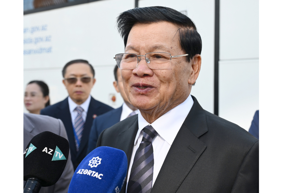 President of Laos: I commend the work of ASAN Khidmet Center