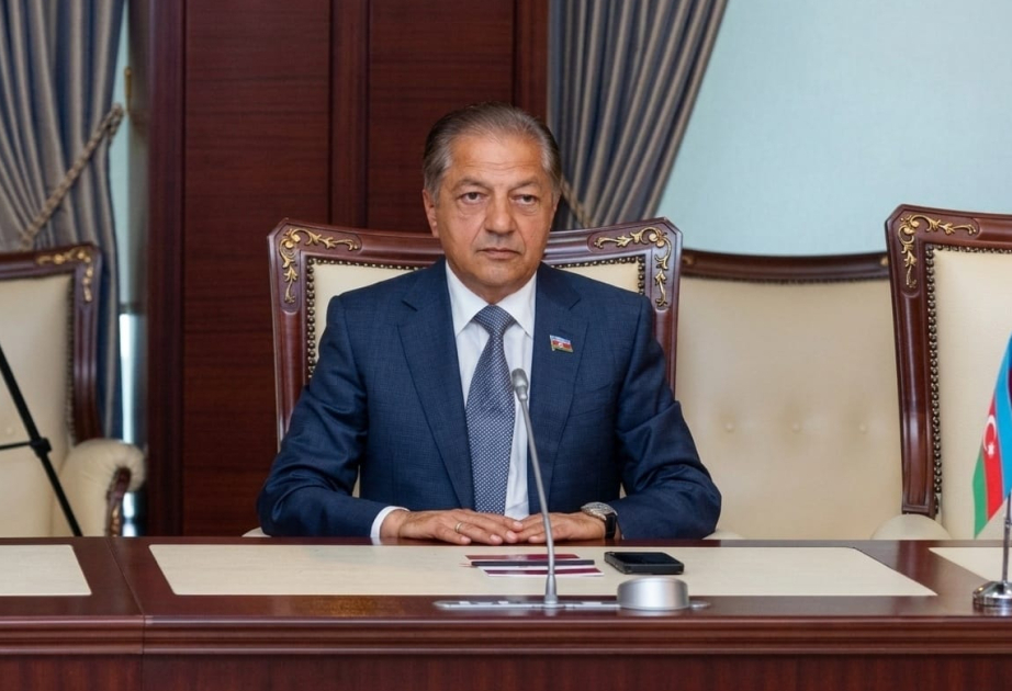 Azərbaycan beynəlxalq əlaqələrini genişləndirir  ŞƏRH