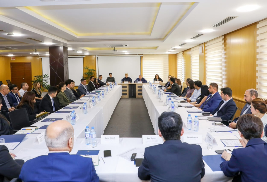 Əlilliyi olan şəxslərin bank xidmətlərindən istifadəsi imkanları diqqətdədir