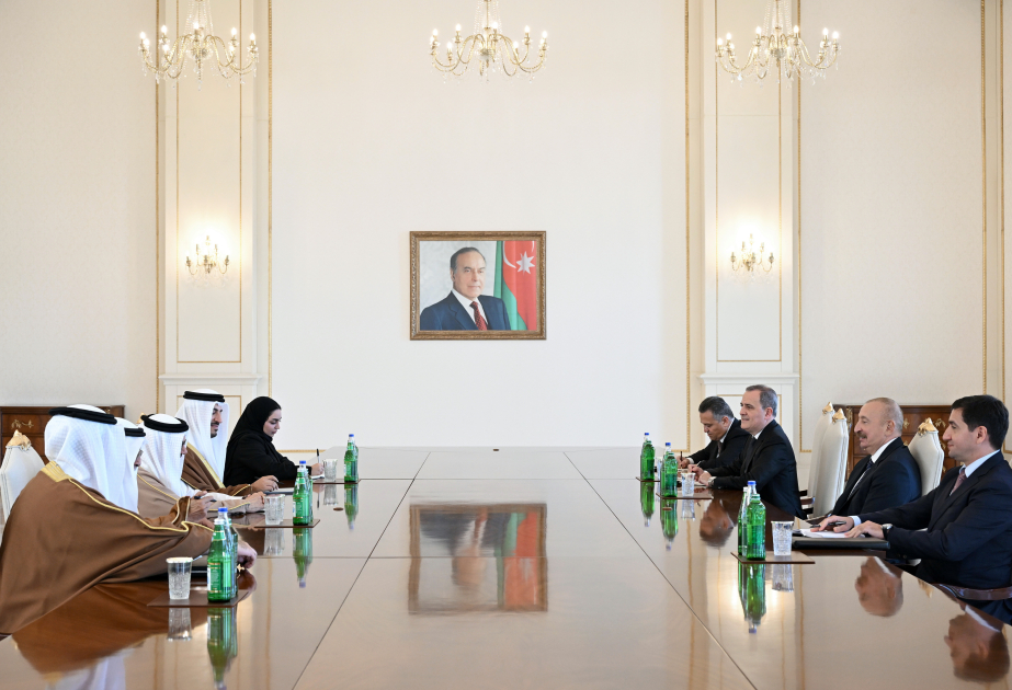 Prezident İlham Əliyev Bəhreynin xarici işlər nazirini qəbul edib