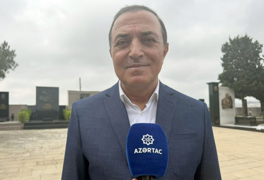 Mənsum İbrahimov: Ramiz Quliyev xalqımızın qəlbində özünə əbədi abidə ucaltmış sənətkardır