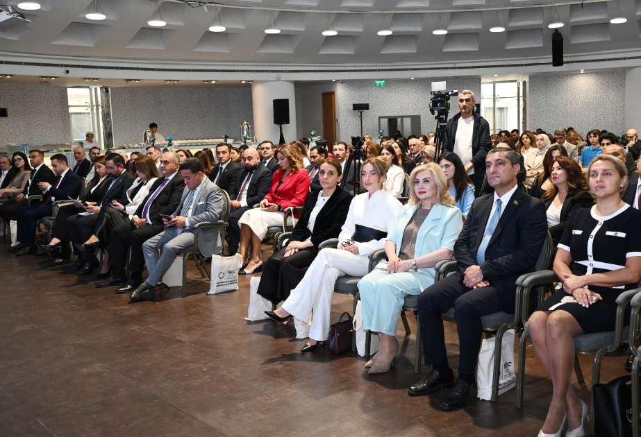 Bakú acoge una conferencia internacional sobre empleo inclusivo