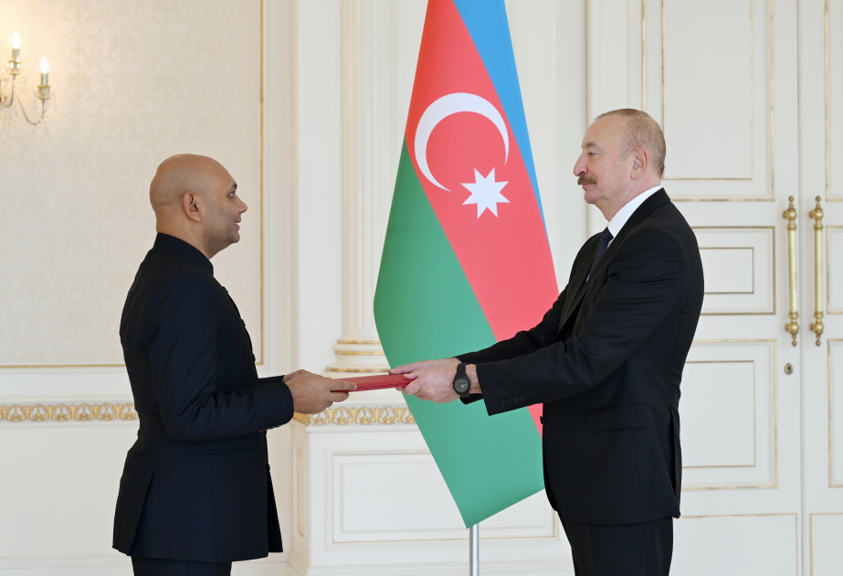 Prezident İlham Əliyev Hindistanın ölkəmizdə yeni təyin olunmuş səfirini qəbul edib