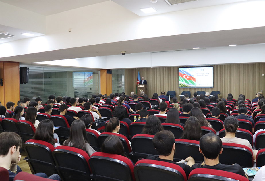 Müstəqilliyin bərpası Azərbaycan xalqının milli iradəsinin təcəssümüdür - universitetdə tədbir
