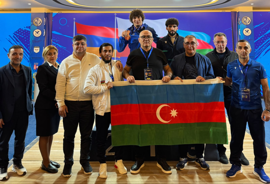 Azərbaycan ağırlıqqaldıranı Avropa birinciliyində üç bürünc medal qazanıb