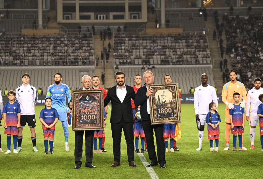 PFL "Qarabağ”ı və “Neftçi”ni 1000-ci oyunlarına görə mükafatlandırıb