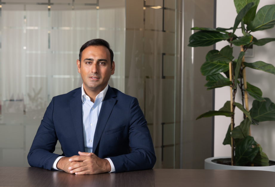 ® Süni intellekt sahibkara kredit təklif edir: Mikrobankçılığın gələcəyi necə dəyişir?