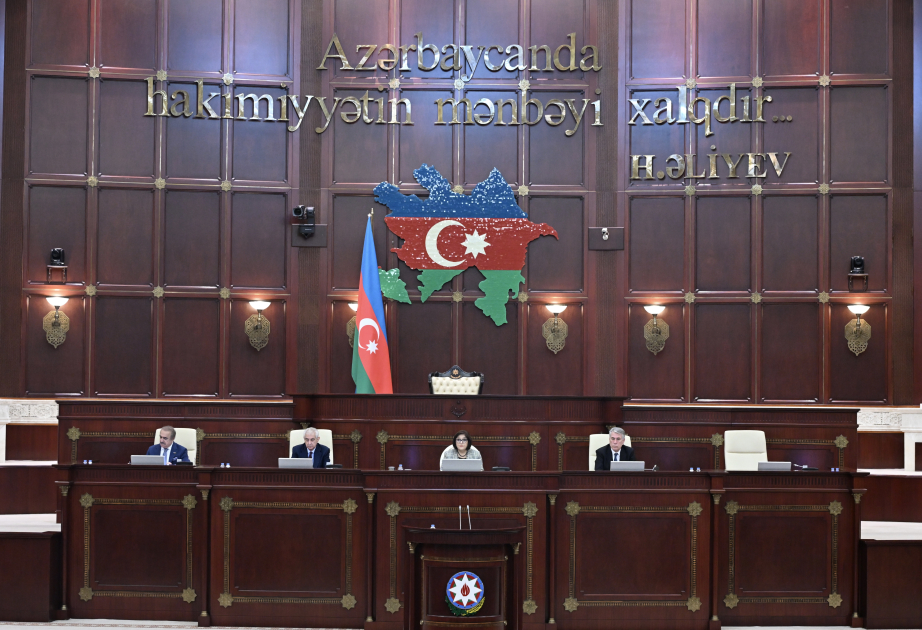 Milli Məclisin plenar iclasında 12 məsələ müzakirə olunub YENİLƏNİB