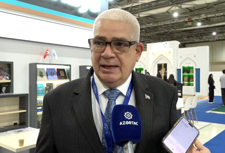سفير كوبا لدى أذربيجان يشيد ببرنامج معرض باكو الدولي للكتاب