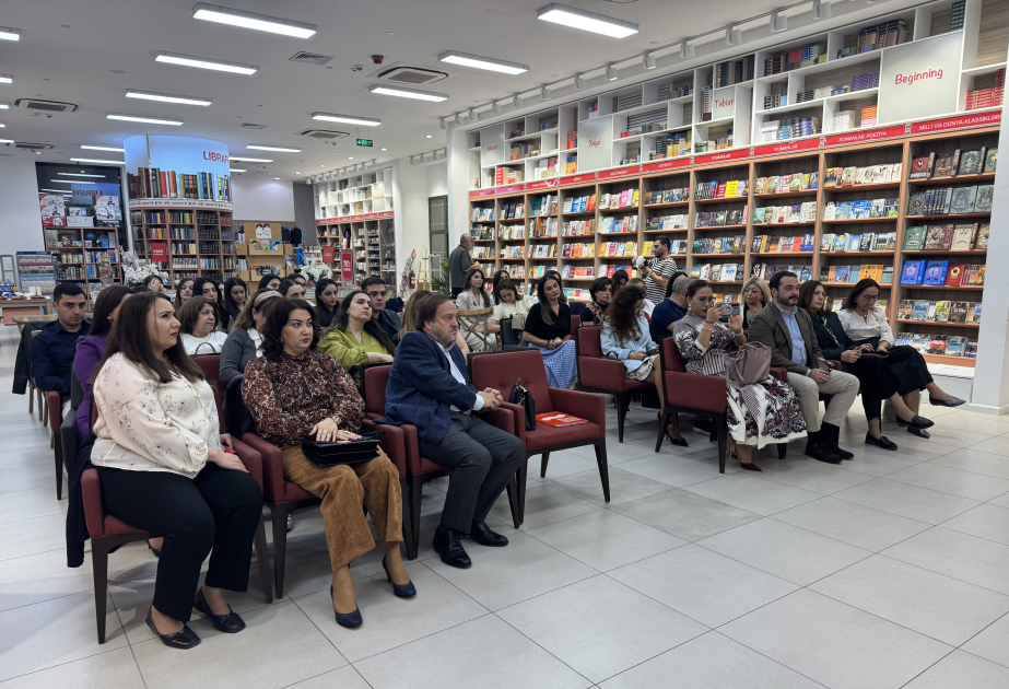 Presentado en Bakú un diccionario de expresiones fraseológicas español-azerbaiyano