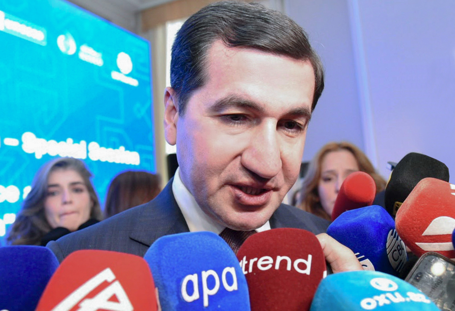 Hikmat Hajiyev: Humanitärer Dialog mit Kirgisistan entwickelt sich weiter