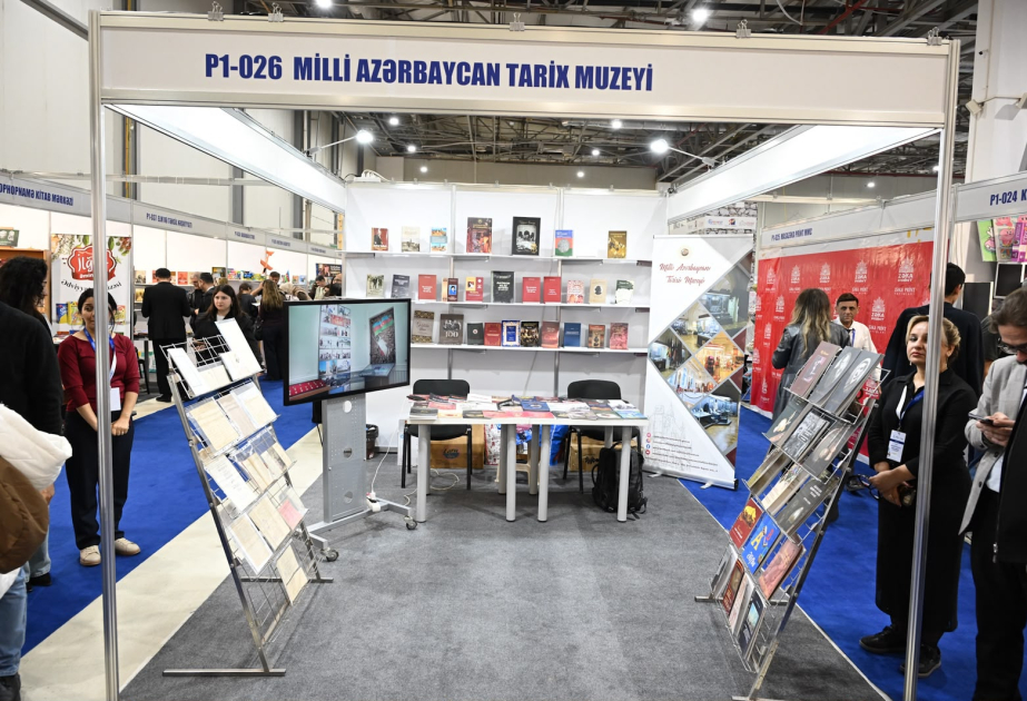 Əhməd Cavadın “Çırpınırdı Qara dəniz” şeirinin nadir əlyazması Bakıda nümayiş olunur