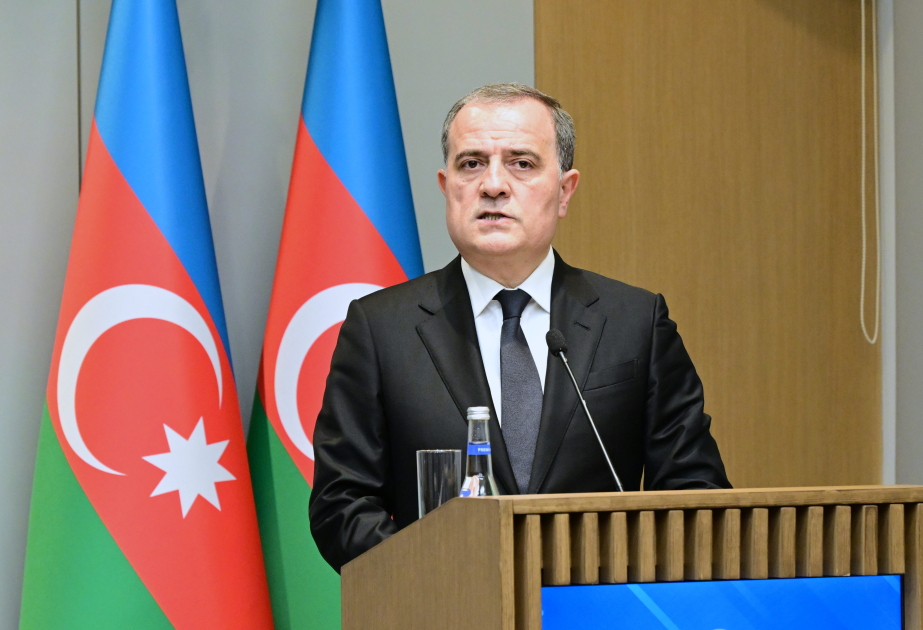 Außenminister Bayramov: Derzeit sind zwei niederländische Unternehmen in Garabagh tätig