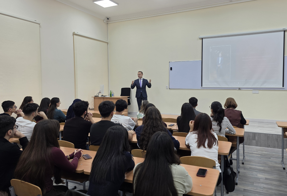 TAU-da seminar: Oksford və Bilkent məzunu təcrübəsini tələbələrlə bölüşüb