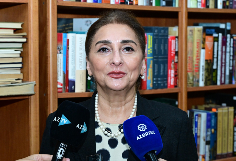 Afət Abbasova: Çingiz Abdullayevin əsərləri oxucularımızın ən çox soruşduğu və oxumaq istədiyi kitablardandır