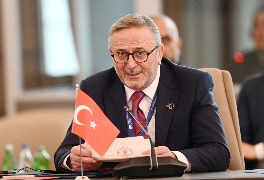 Coşkun Yılmaz: Texnoloji transformasiya mədəniyyətlərarası dialoq üçün yeni imkanlar və məsuliyyətlər doğurur