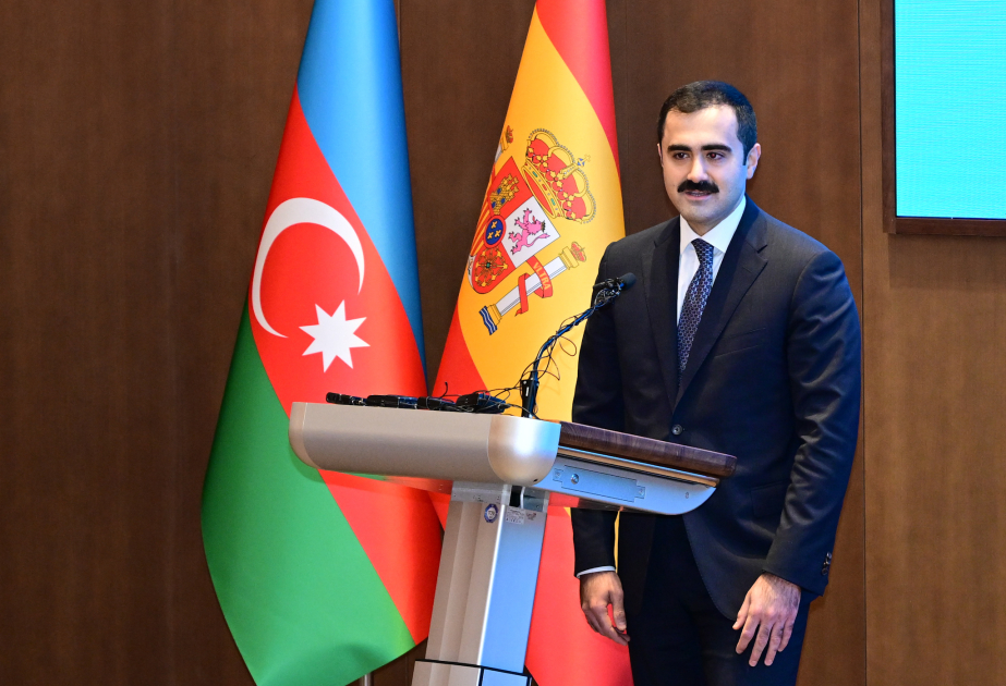 Əmək bazarının ehtiyacları ilə təlim imkanlarının əlaqəsinin gücləndirilməsi əsas çağırışlardandır