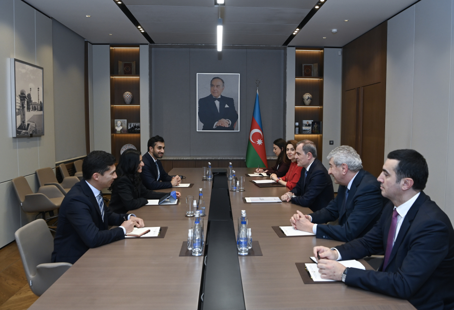 Destacan el potencial gastronómico y turístico regional de Azerbaiyán durante una reunión con la Secretaria General de ONU Turismo