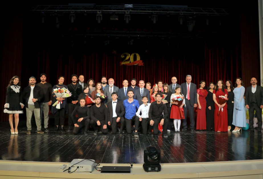 Naxçıvan Dövlət Uşaq Teatrının 20 illik yubileyi qeyd olunub