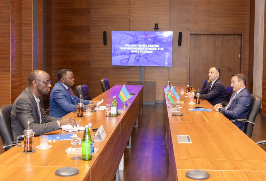 Rwandan Minister of Youth and Arts visits ASAN Khidmet Center in Baku