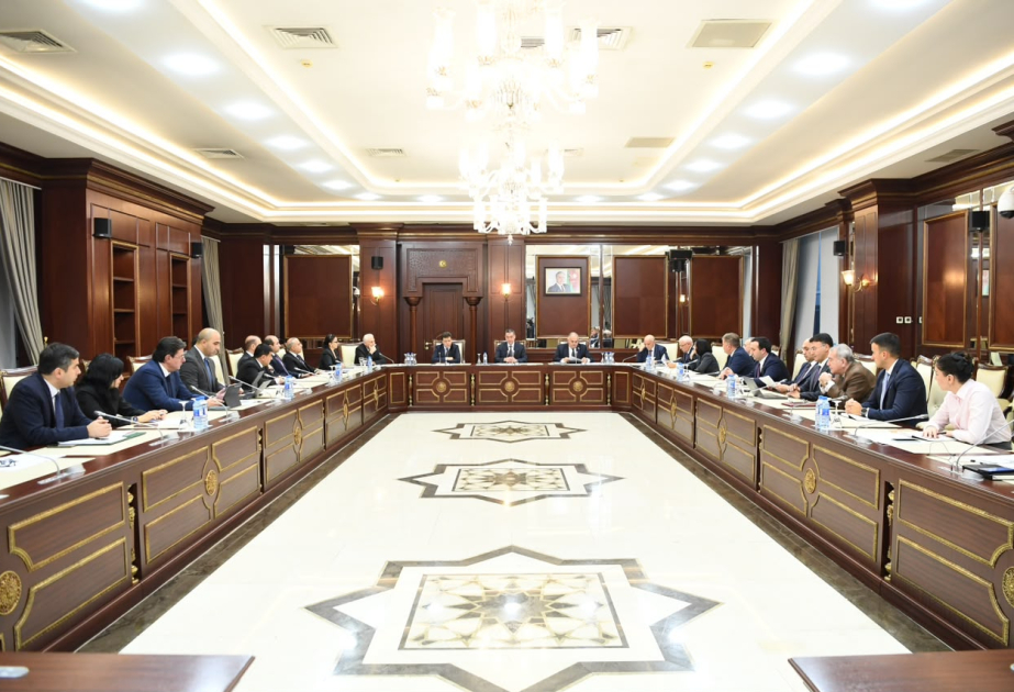 Milli Məclisdə maraqlar toqquşması haqqında qanun layihəsi müzakirə olunub