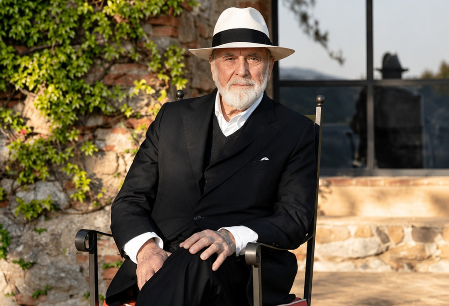 Mikelancelo Pistoletto “Bakıya uçuş. İncəsənət həftəsonu” festivalında: Əbədiyyət güzgüsü və yeni incəsənət- MÜSAHİBƏ
