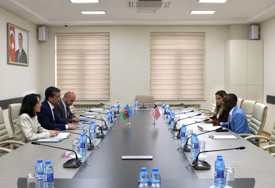 Azerbaijan, Liberia discuss media cooperation