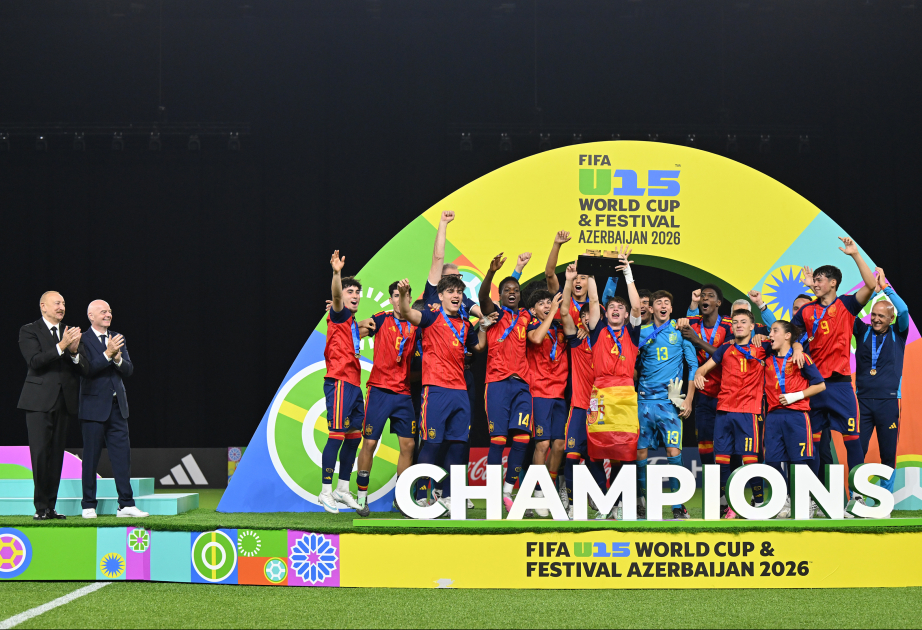 Bakıda FIFA U-15 dünya çempionatının qaliblərinin mükafatlandırılma mərasimi keçirilib