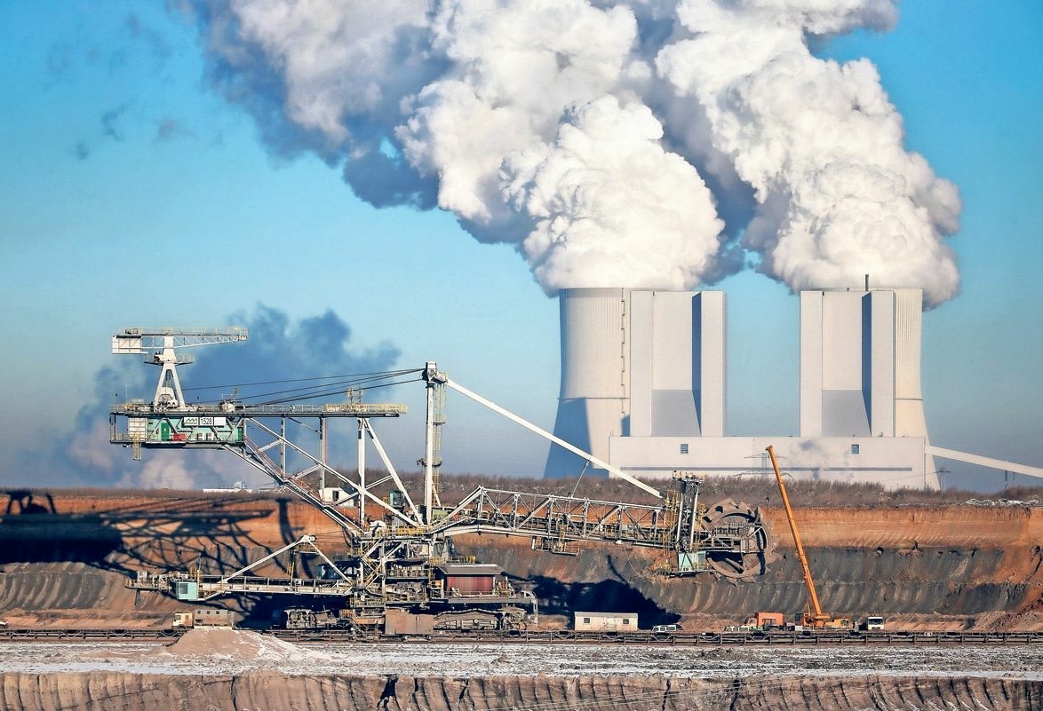 Fossile Energien: Bau von Kohlekraftwerken sinkt erstmals weltweit

