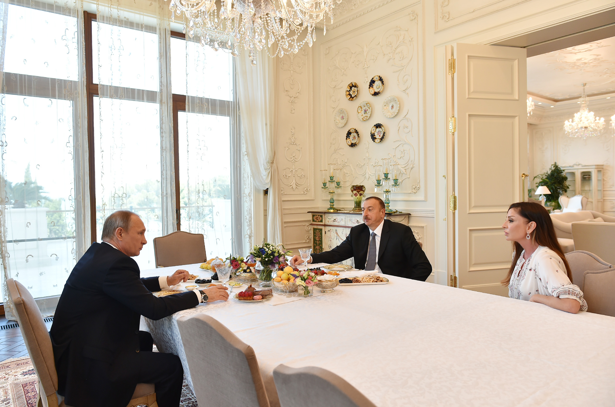 Ильхам Алиев и Путин в Баку
