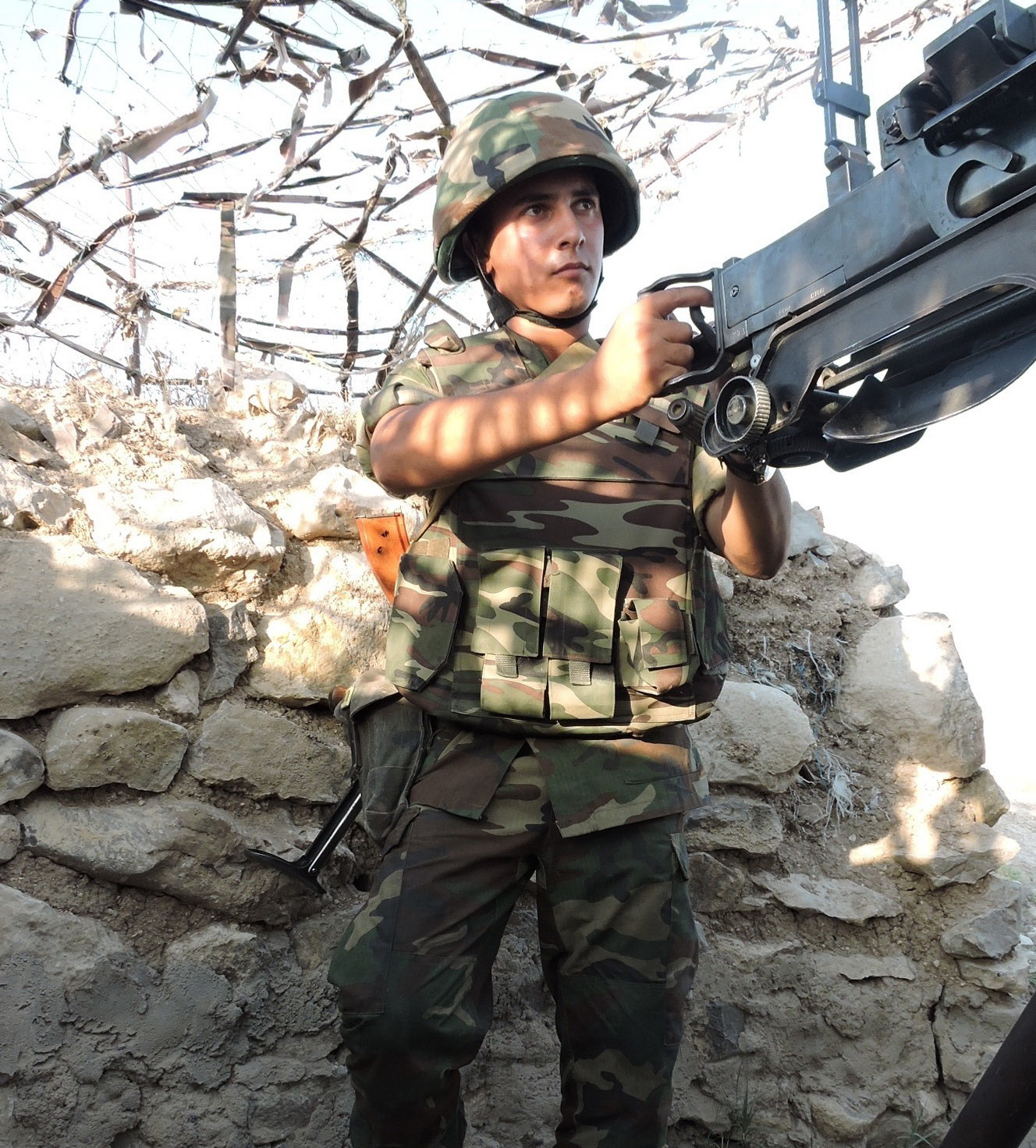 亚美尼亚武装部队分队一天内违反停火协定达112次