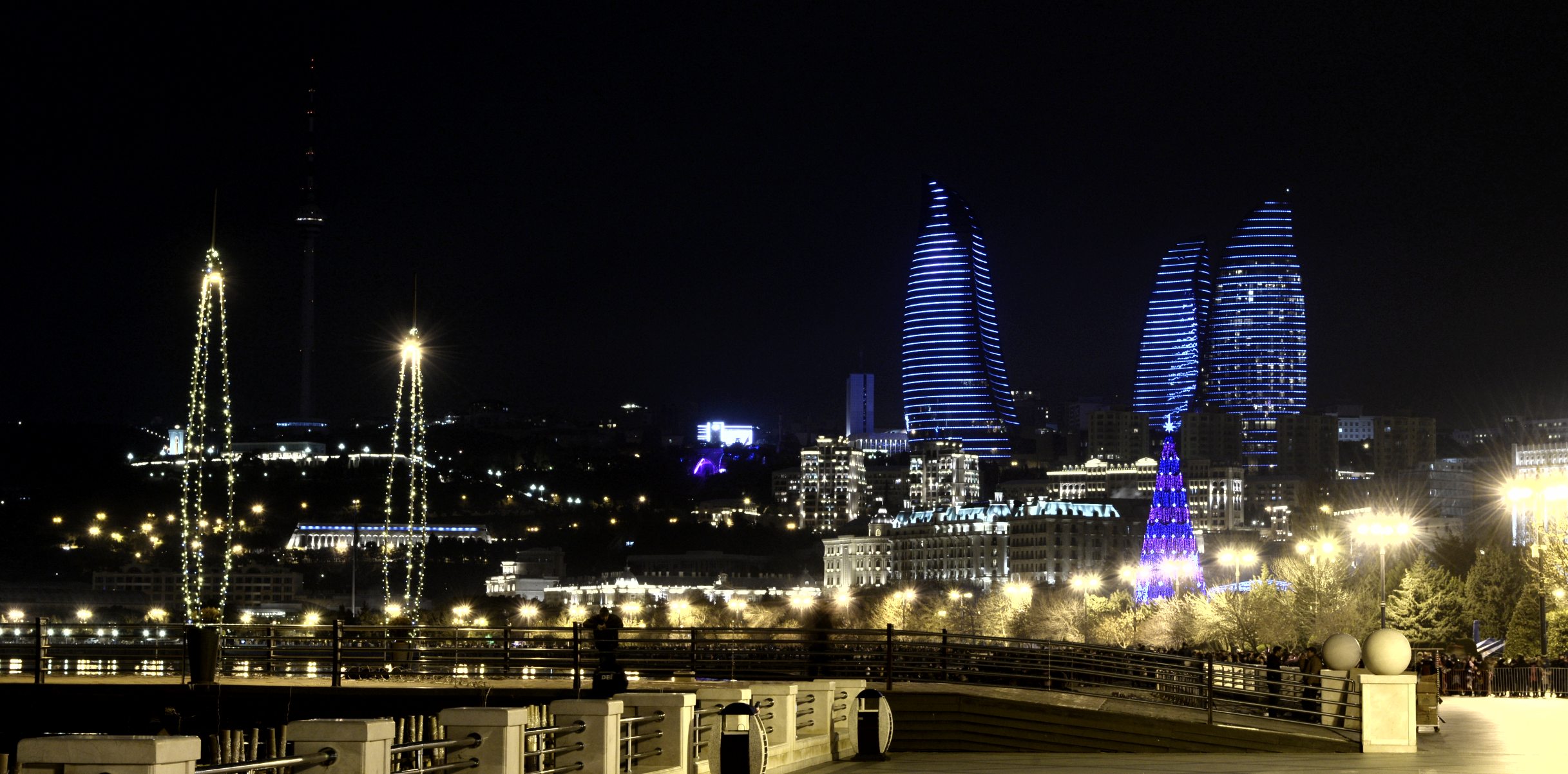 Азербайджан ночной Баку новый год