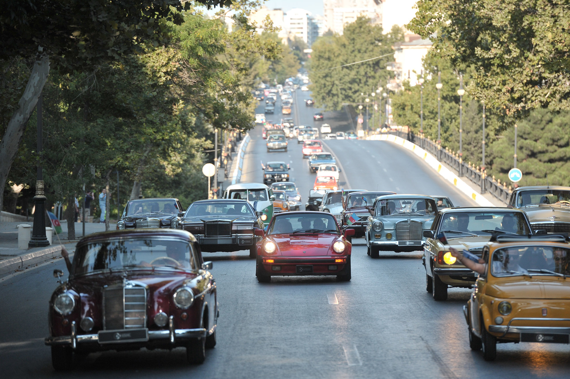 Прокат баку. Баку 1947. Машины в Баку. Ретро авто в Азербайджане. Ретро авто Баку.