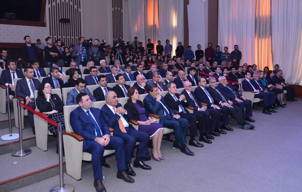 Ümummilli lider Heydər Əliyevin xatirəsi konservatoriyada konsert proqramı  ...
