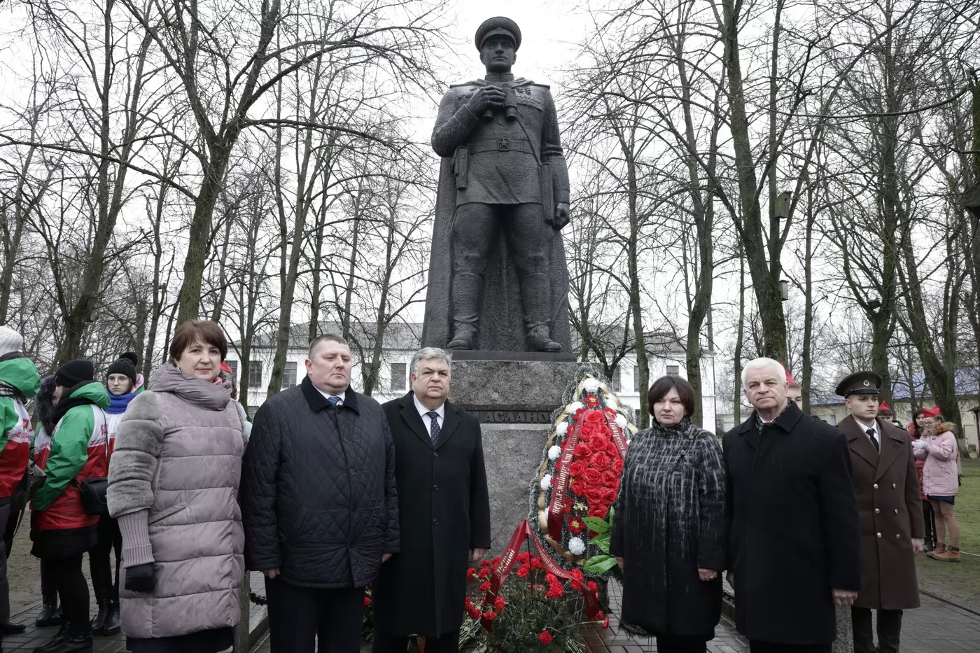 Ази асланов герой советского союза фото