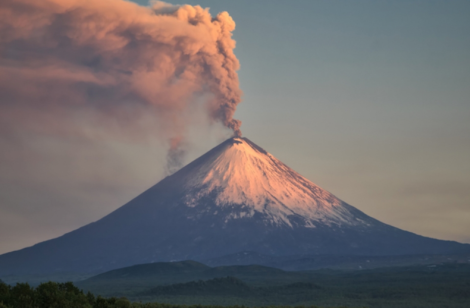 самый активный вулкан в мире