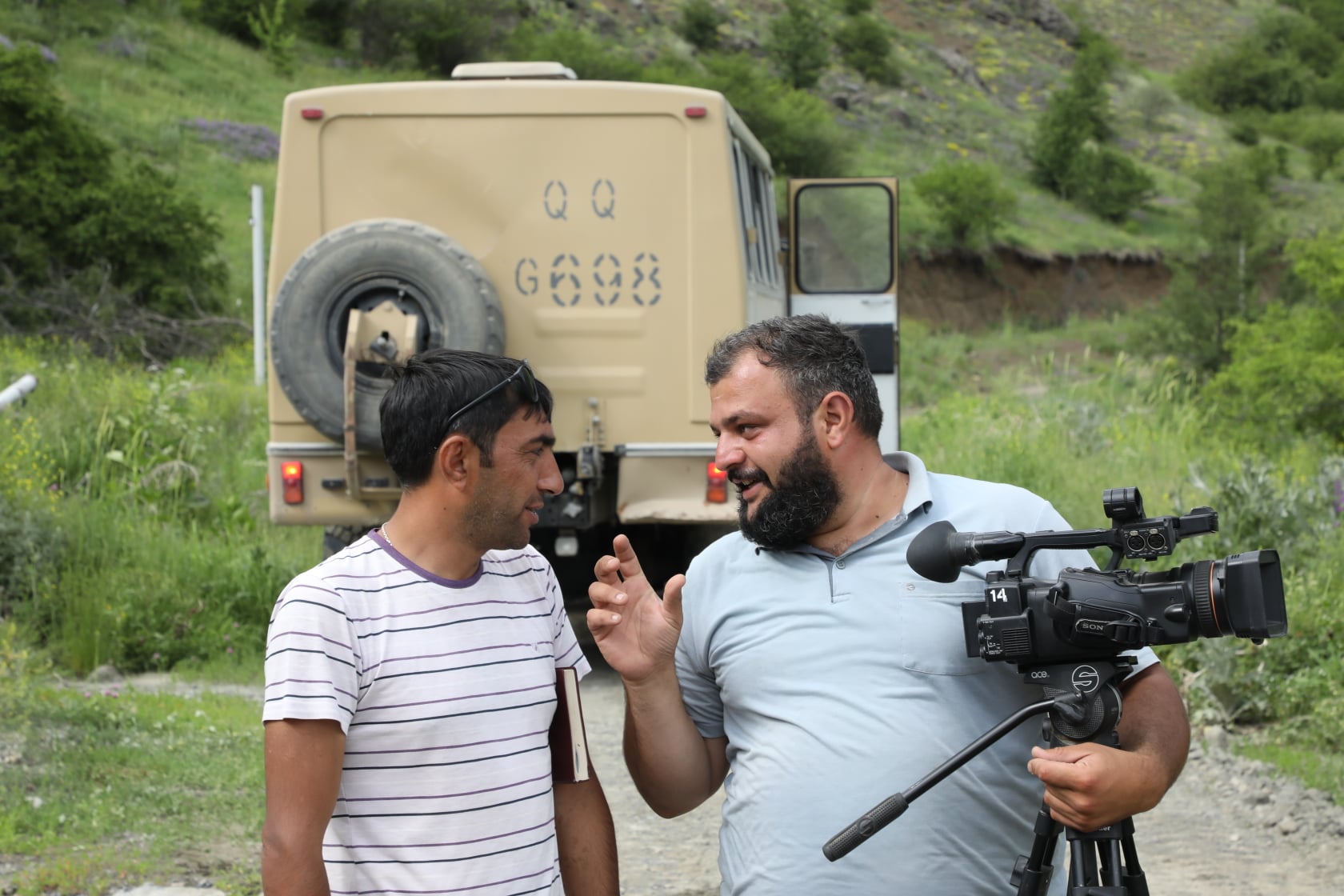 Прикол Эльвиза азербайджанский журналист