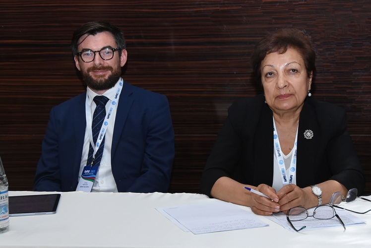 “EaPEC 2022” beynəlxalq konfransı seksiya iclasları ilə davam edir