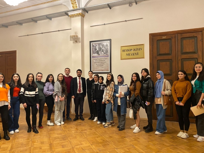 Pedaqoji Universitetdə Gənc Müəllimlər Assosiasiyasının üzvləri ilə görüş o ...