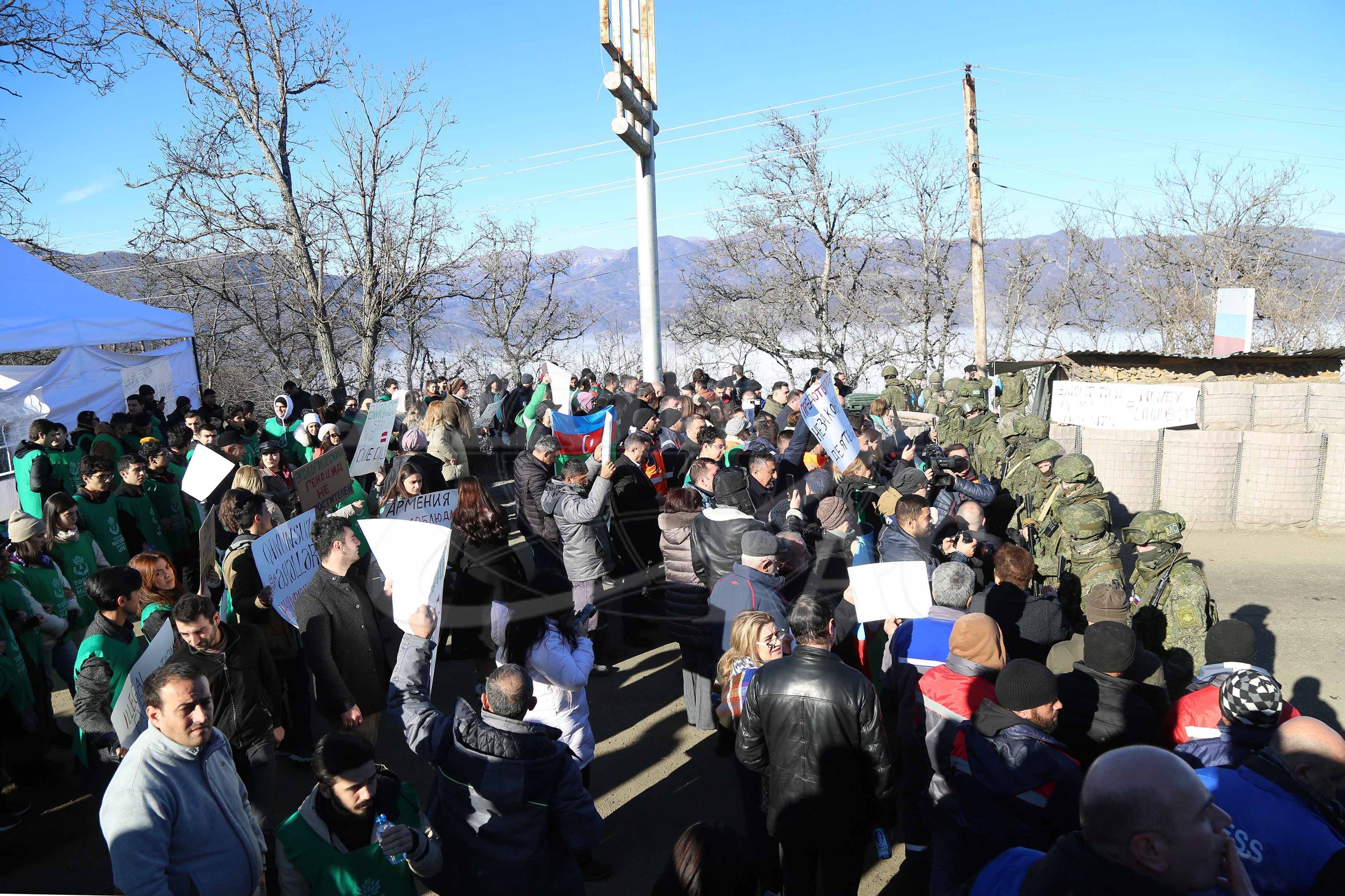 Новости азербайджанца. Лачин Карабах. Протесты в Азербайджане. Протест в Лачинский коридор. Азербайджанские экологи в Карабахе.