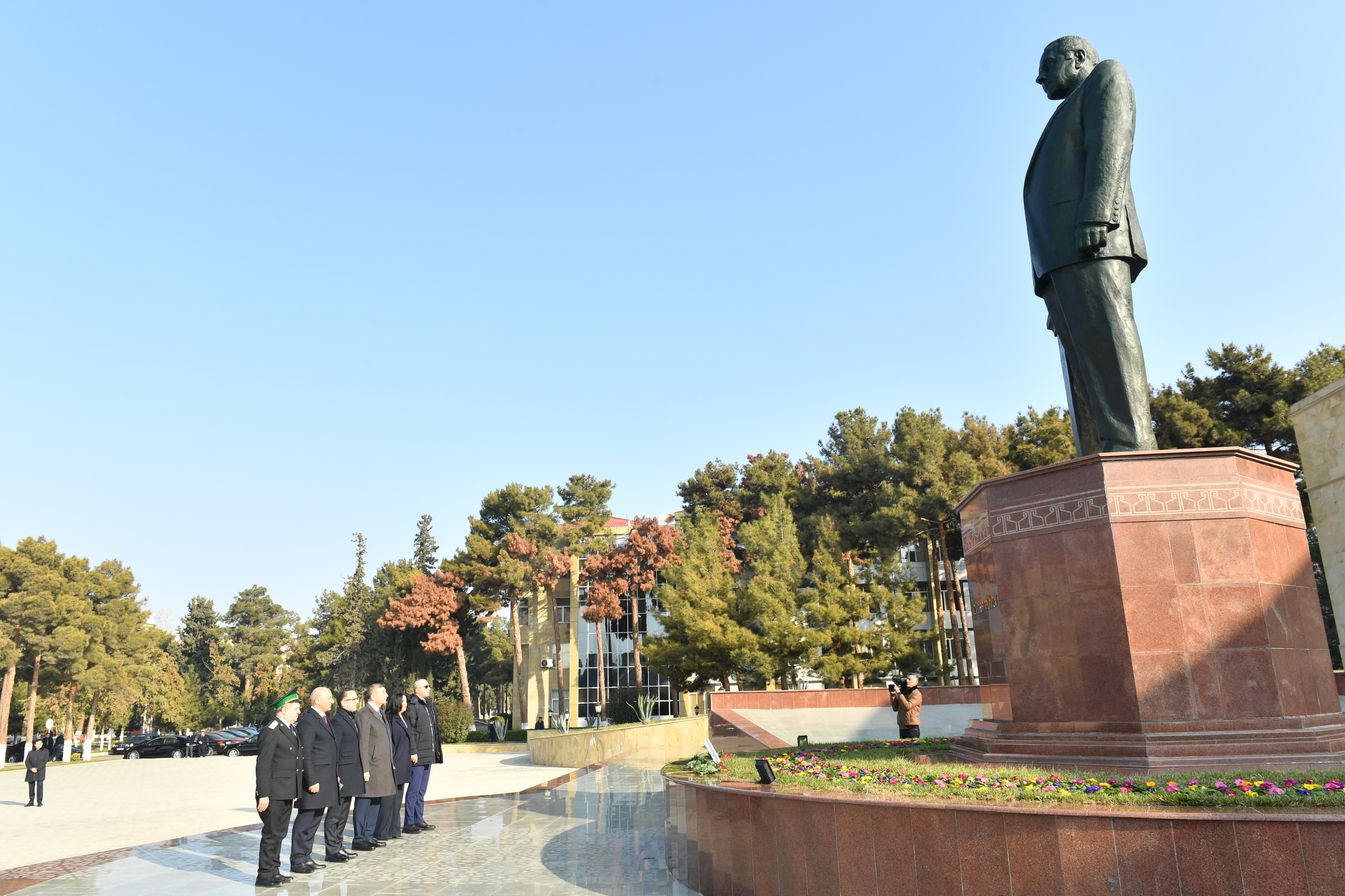 Презентация на тему гейдар алиев