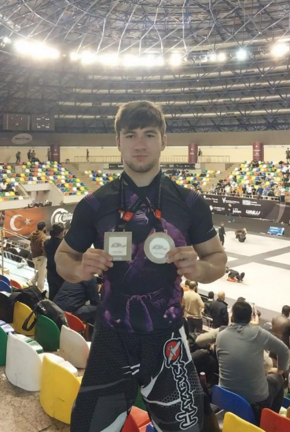 Azərbaycan idmançısı İstanbulda iki gümüş medal qazanıb