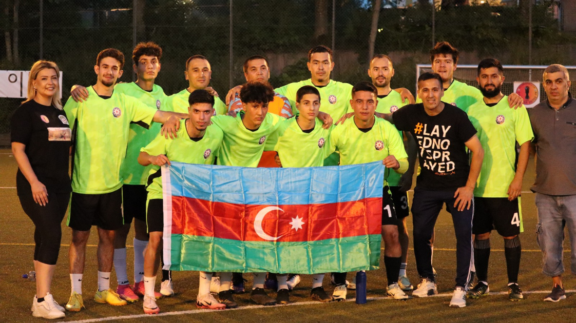 Azərbaycan komandası Stokholmda keçirilən beynəlxalq minifutbol turnirinə qələbə ilə başlayıb