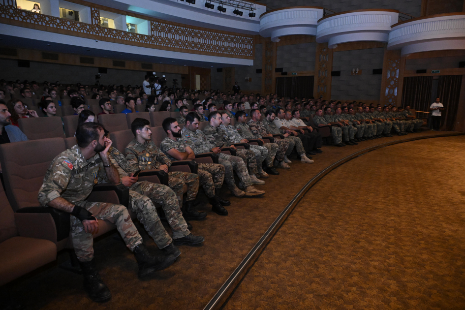 “Zəfər üçün oxu!” layihəsi çərçivəsində “Azərbaycan” mahnısına çəkilən klipin təqdimatı olub