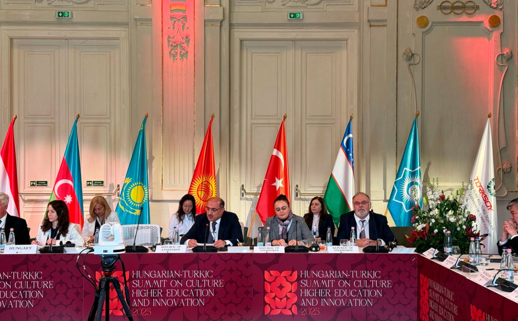 Nazir müavini İdris İsayev Macar-Türk Sammitində iştirak edib