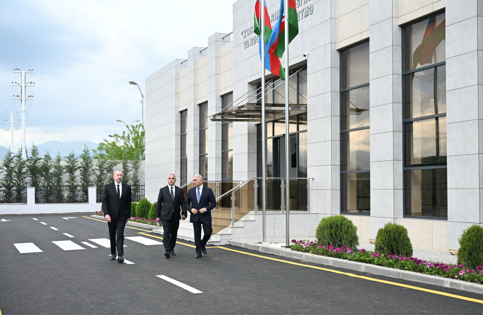 Prezident İlham Əliyev “Azərişıq” ASC-nin “Xocalı” yarımstansiyasının və Rəqəmsal İdarəetmə Mərkəzinin açılışında iştirak edib YENİLƏNİB Prezident İlham Əliyev “Azərişıq” ASC-nin “Xocalı” yarımstansiyasının və Rəqəmsal İdarəetmə Mərkəzinin açılışında iştirak edib YENİLƏNİB