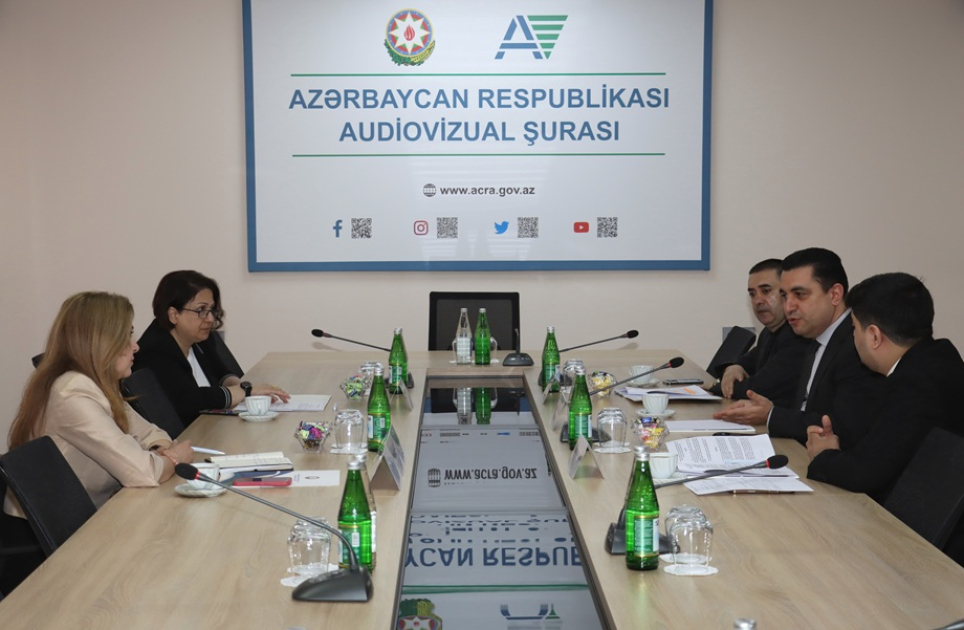 Audiovizual Şurada dövlət büdcəsindən maliyyələşən ümumölkə yerüstü televiziya yayımçılarının nümayəndələri ilə görüş keçirilib