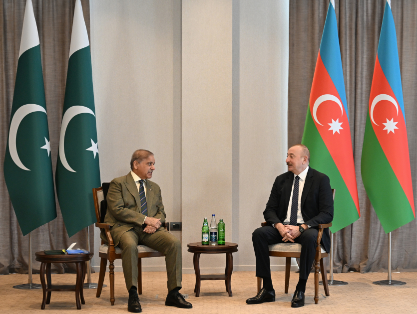 Laçında Azərbaycan Prezidenti İlham Əliyevin Pakistanın Baş naziri ilə məhdud tərkibdə görüşü keçirilib