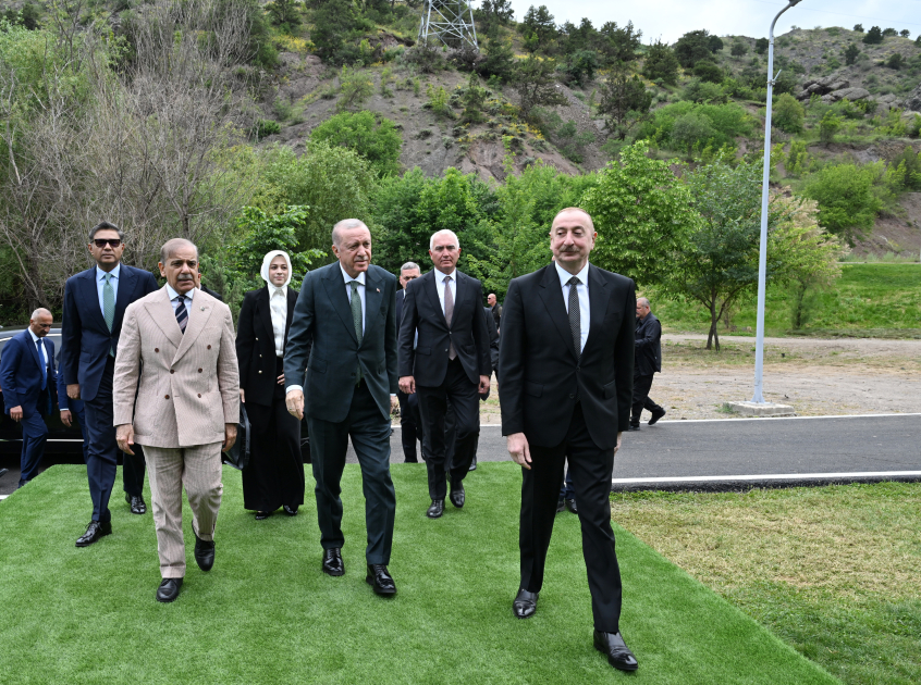 Laçında 28 May - Müstəqillik Gününə həsr olunmuş konsert keçirilib YENİLƏNİB